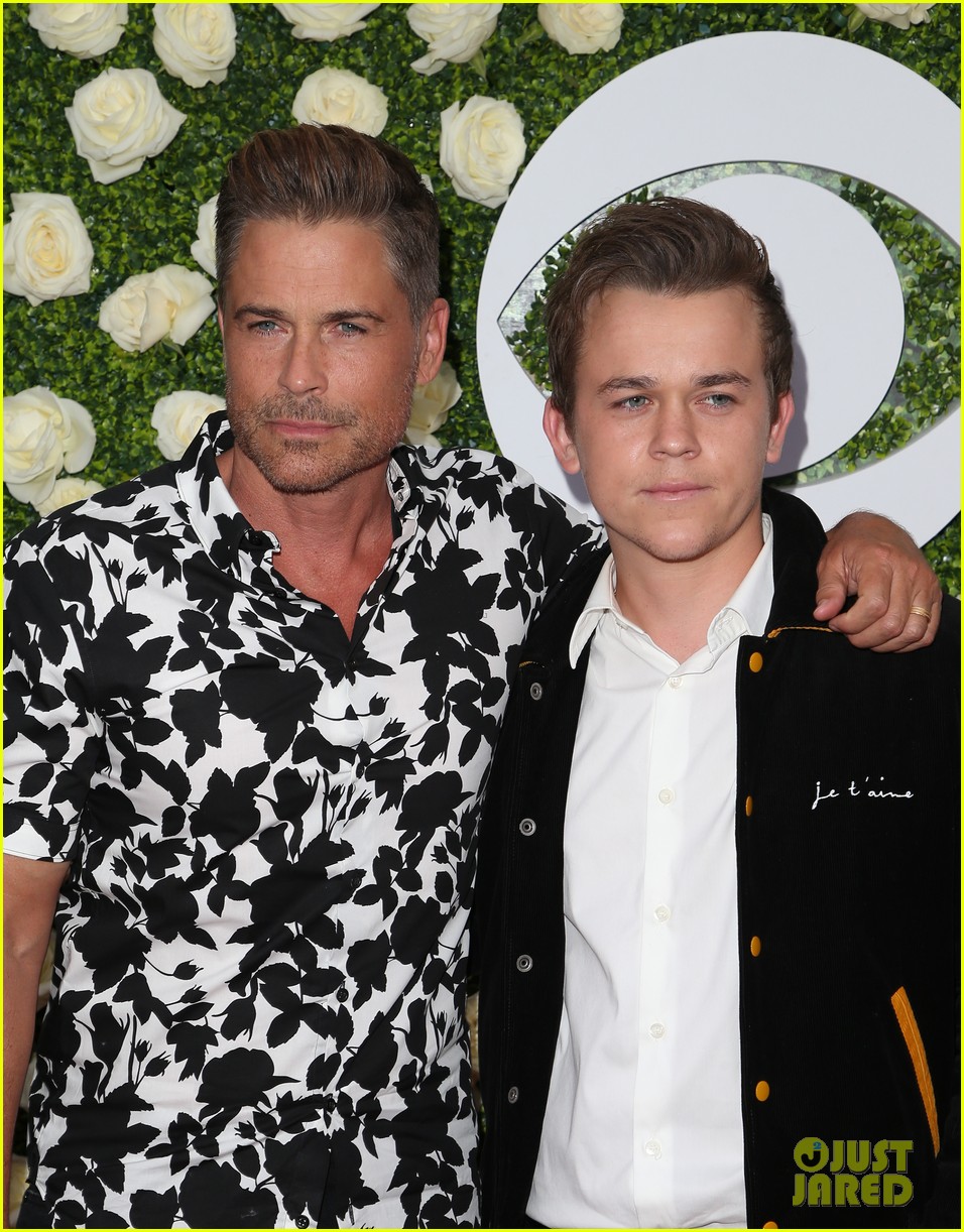 rob lowe son matthew join young sheldon cast at cbs summer tca soiree 763936859