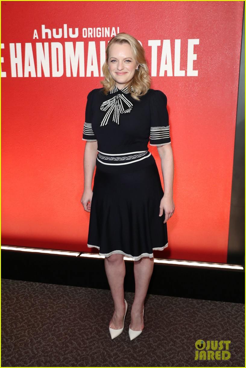 elisabeth moss on her handmaids tale emmy nomination excited to be invited 073942162