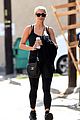 ashlee simpson works up a sweat at the gym 03