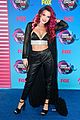 bella thorne brings the glitter and glam to the teen choice awards 2017 03