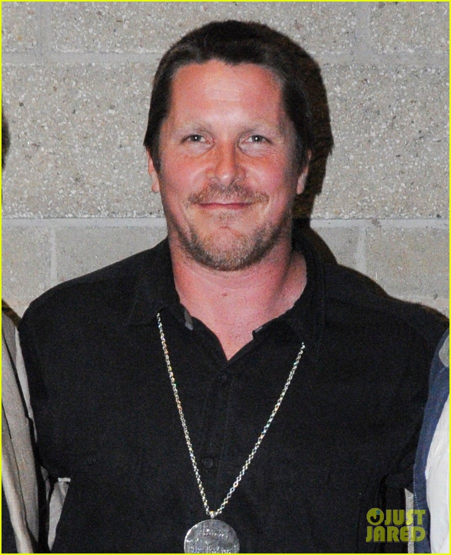 christian bale sports fuller figure as he preps to play dick cheney 083950131
