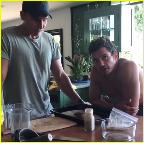 orlando bloom posts shirtless workout videos inspired by the rock 073956883