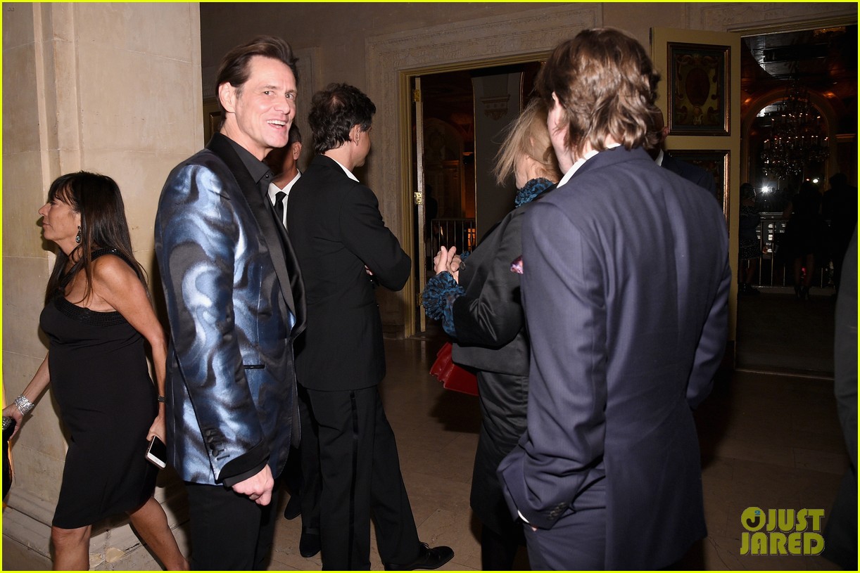 jim carrey gives bizarre interview at nyfw event 043954839