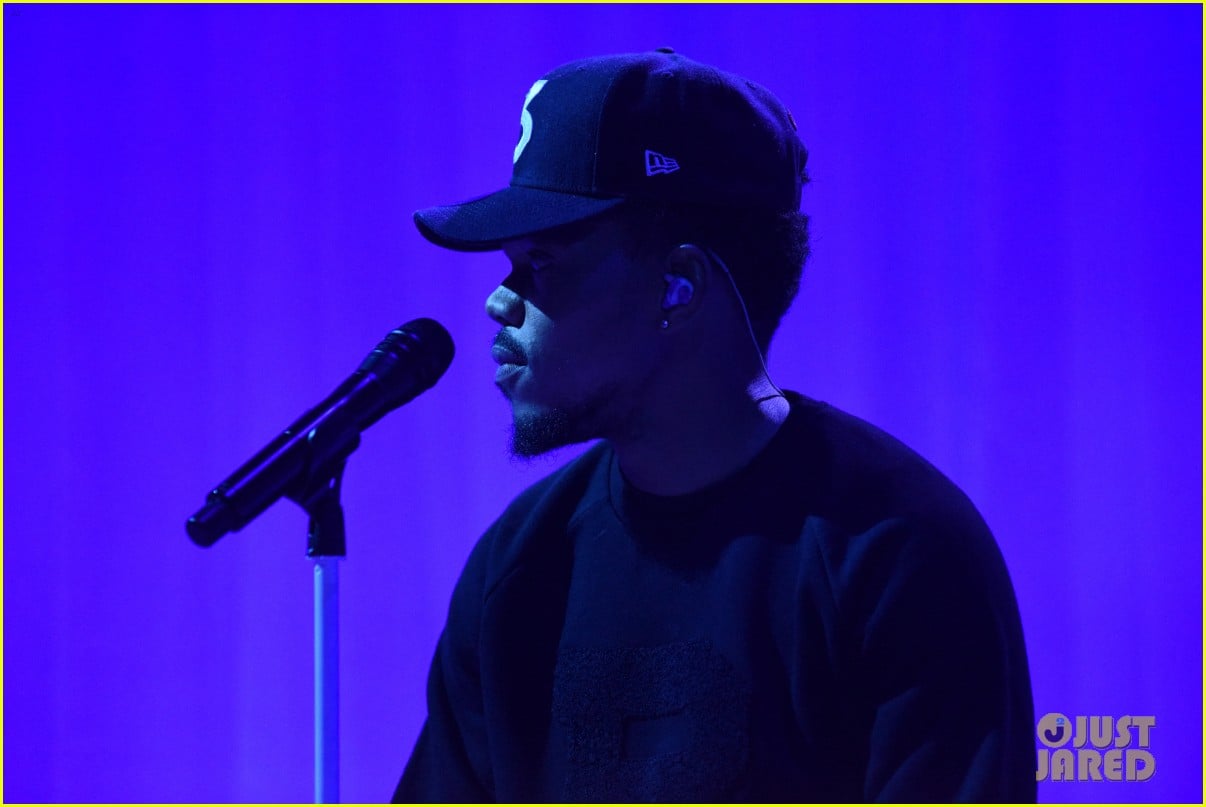 chance the rapper debuts new unreleased song on the late show 01
