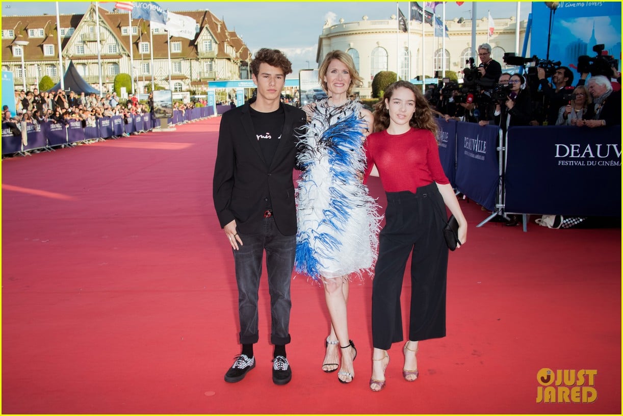 laura dern walks the red carpet in deauville with her kids 03