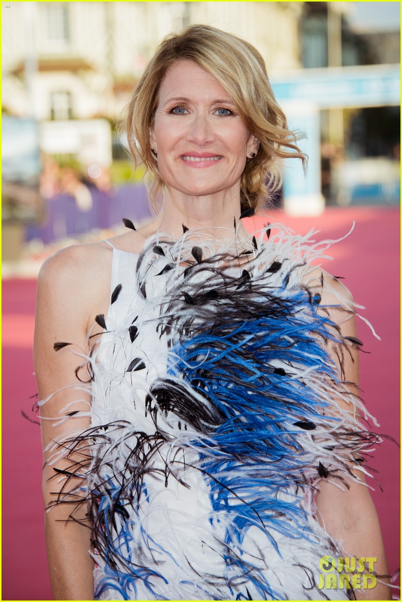 laura dern walks the red carpet in deauville with her kids 083949298