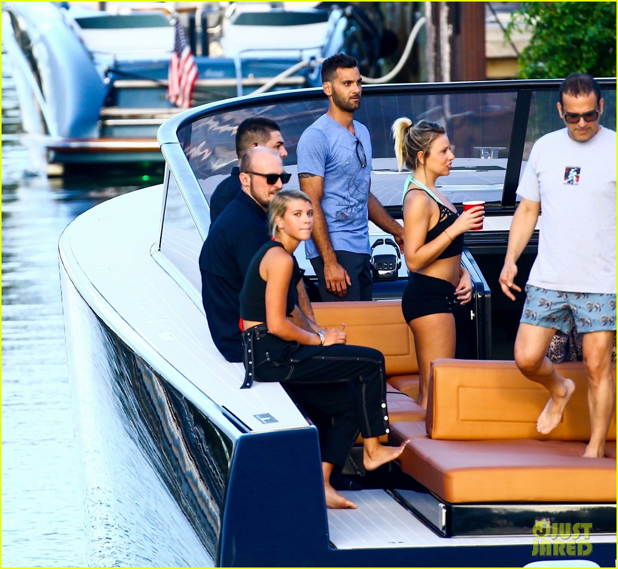 scott disick and sofia richie flaunt pda on a boat with friends2 083962988
