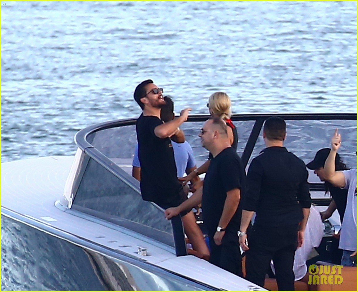 scott disick and sofia richie flaunt pda on a boat with friends2 52