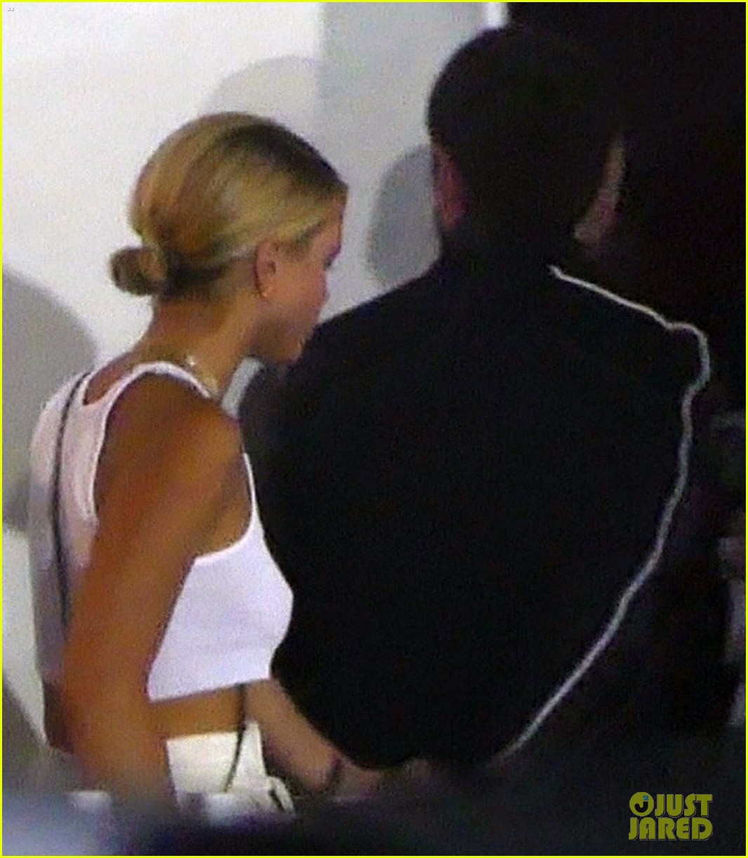 scott disick and sofia richie couple up for miami beach date night 023962443