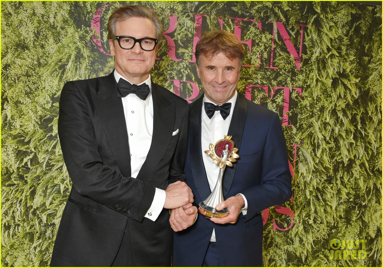 andrew garfield colin firth help honor at green carpet fashion awards 023964003