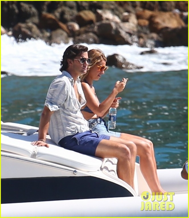 Lily James & Jeremy Irvine Film 'Mamma Mia' Sequel on a Boat!: Photo  3955868, Jeremy Irvine, Lily James, Mamma Mia, Movies Photos