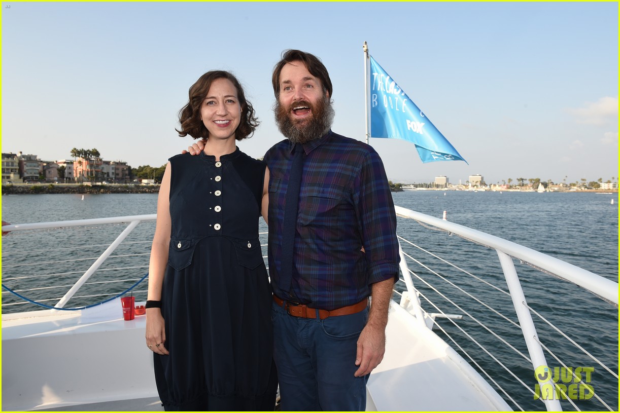january jones will forte celebrate last man on earth season 4 with cast cruise party 053961265