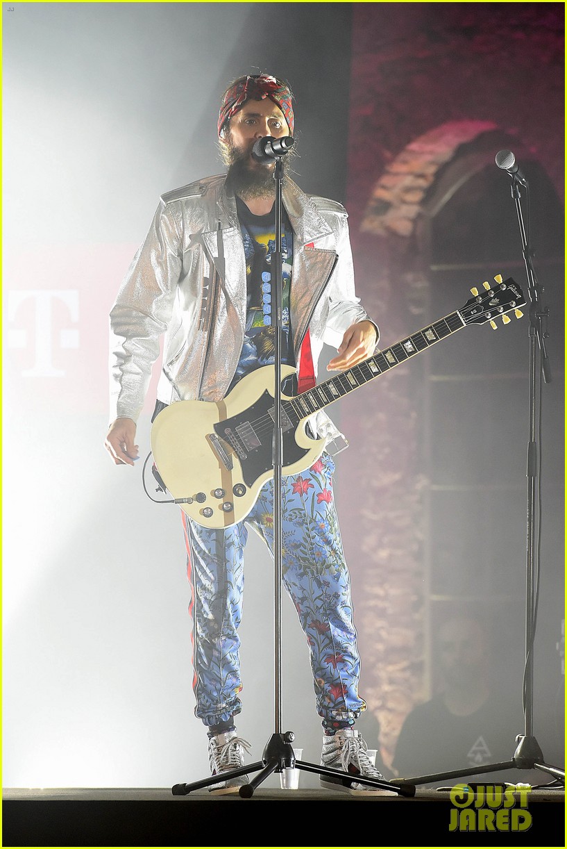 jared leto thirty seconds to mars perform in germany 113949713