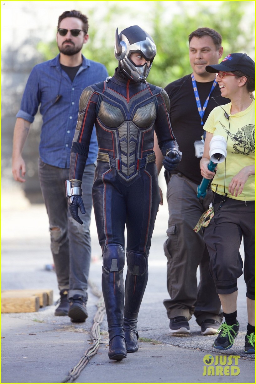 evangeline lilly suits as the wasp on set of ant man sequel 013961808