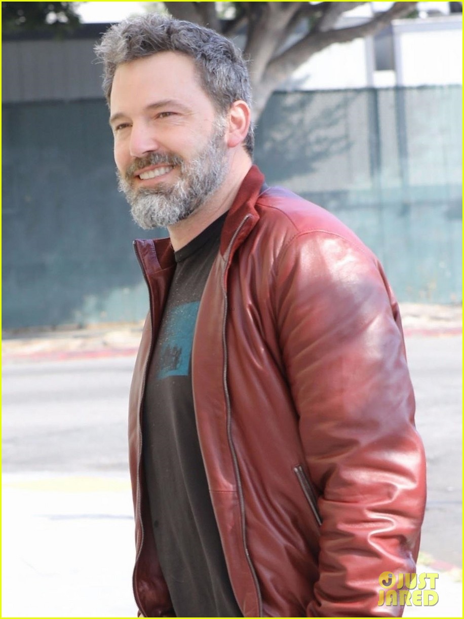 ben affleck starts off his day with a meeting 02