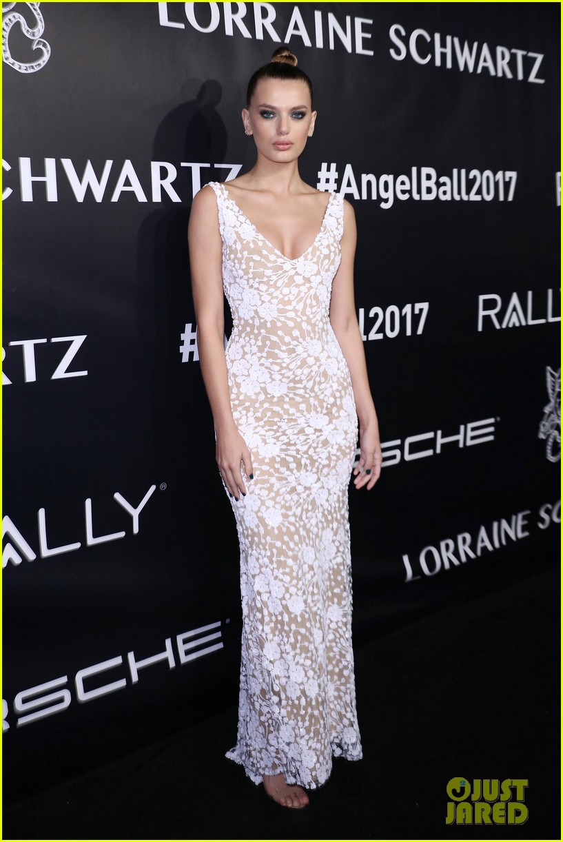 daniel craig and maria menounos step out for angel ball 2017 03