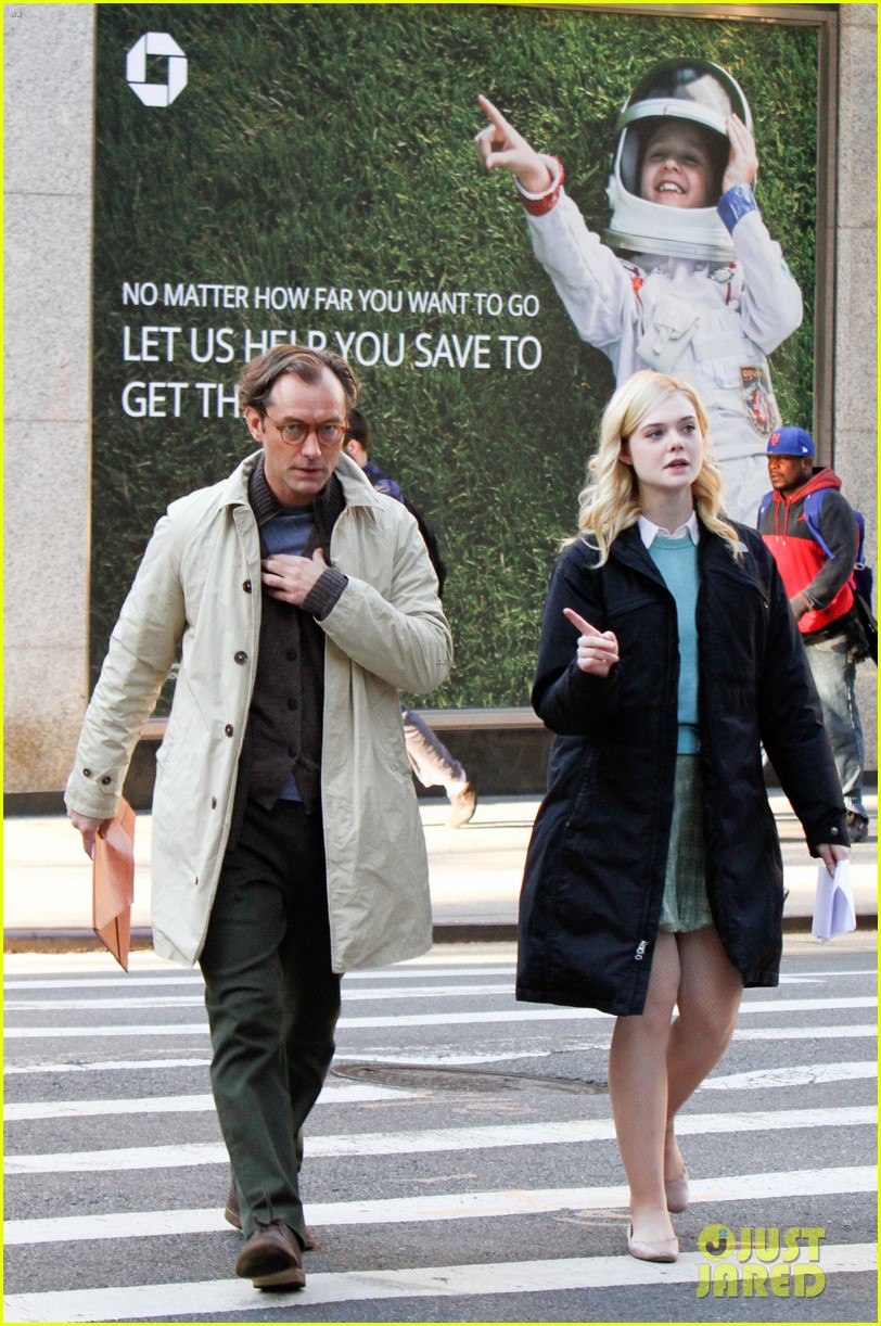 elle fanning jude law and rebecca hall film woody allen movie in nyc 04