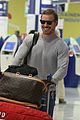 michael fassbender alicia vikander spotted at airport ahead of possible wedding 02
