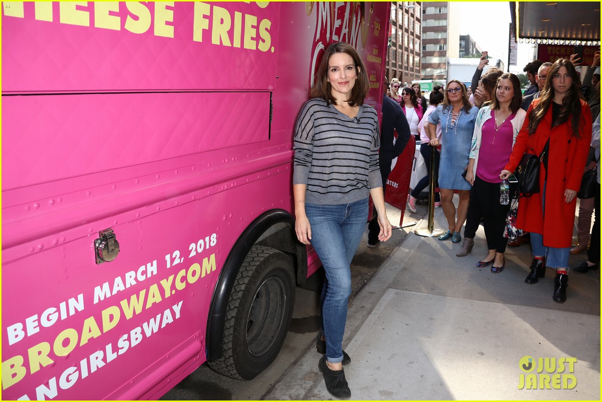 tina fey celebrates mean girls box office opening day with cheese fires truck 05