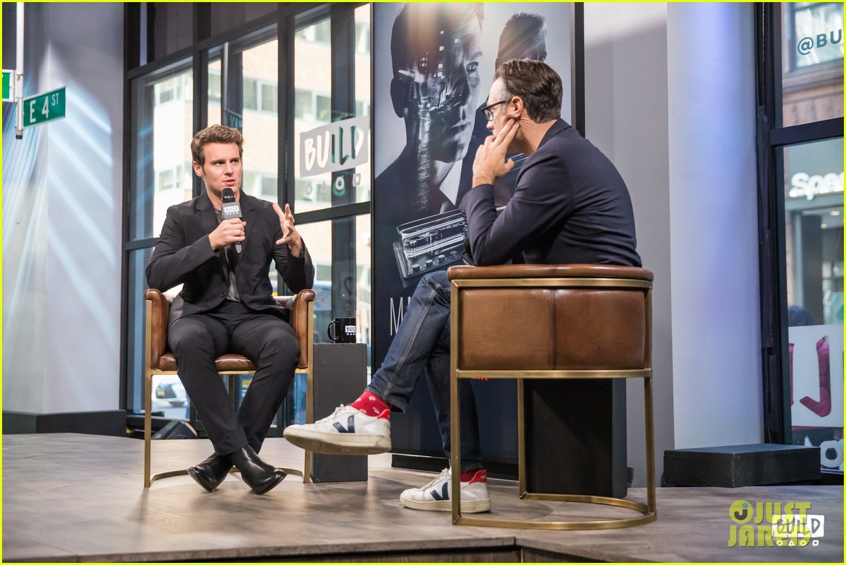 jonathan groff reveals he first met with david fincher for social network role 073975062