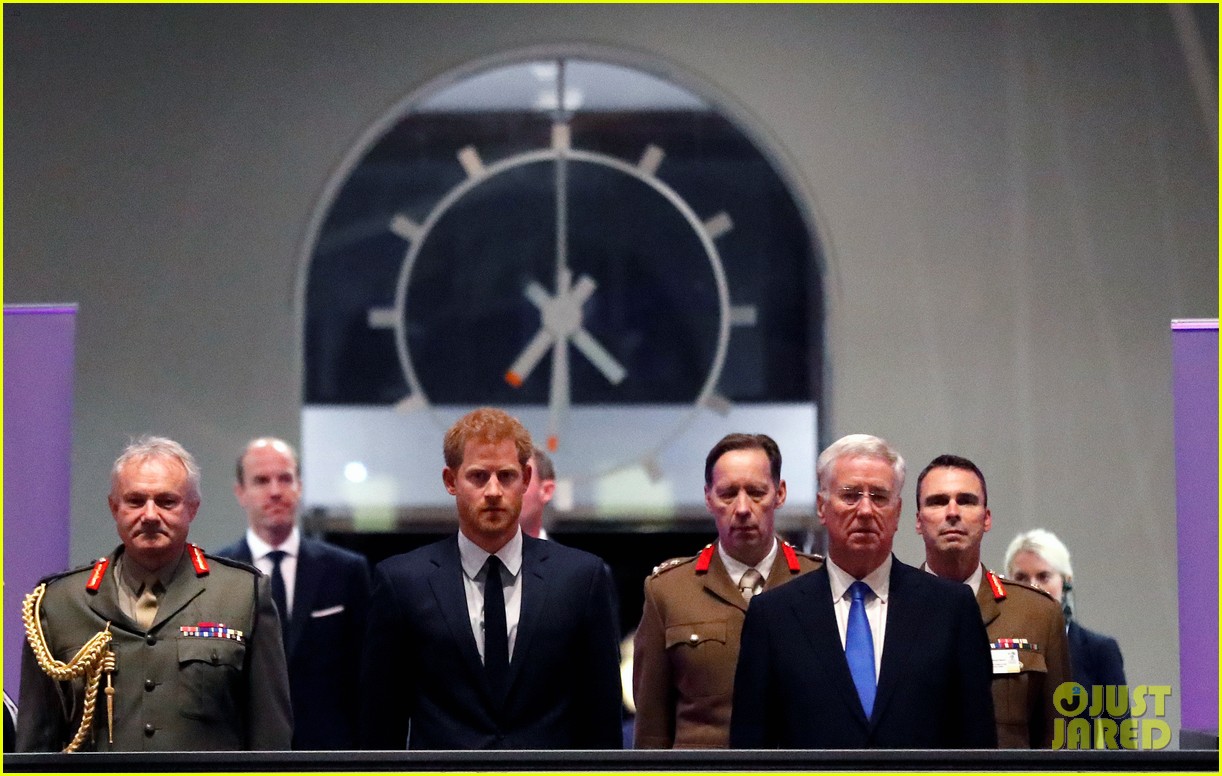 prince harry honors businesses supporting armed forces 043970257