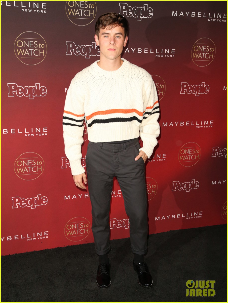 paris jackson julia michaels sasha pieterse more step out for people mags ones to watch party 75