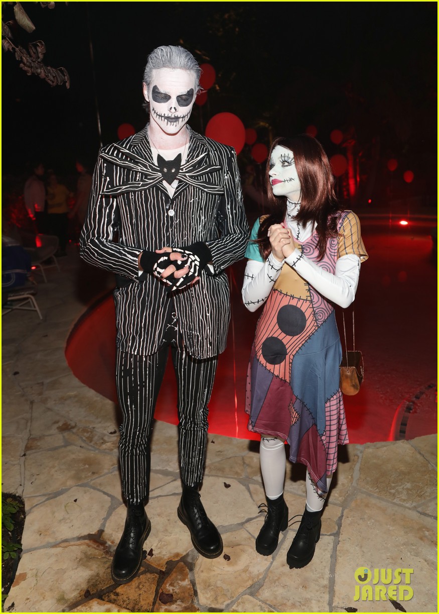 joey king just jared halloween party 053979087