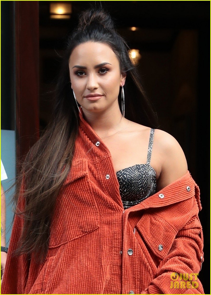 demi lovato rocks her red hot street style while out in nyc 01