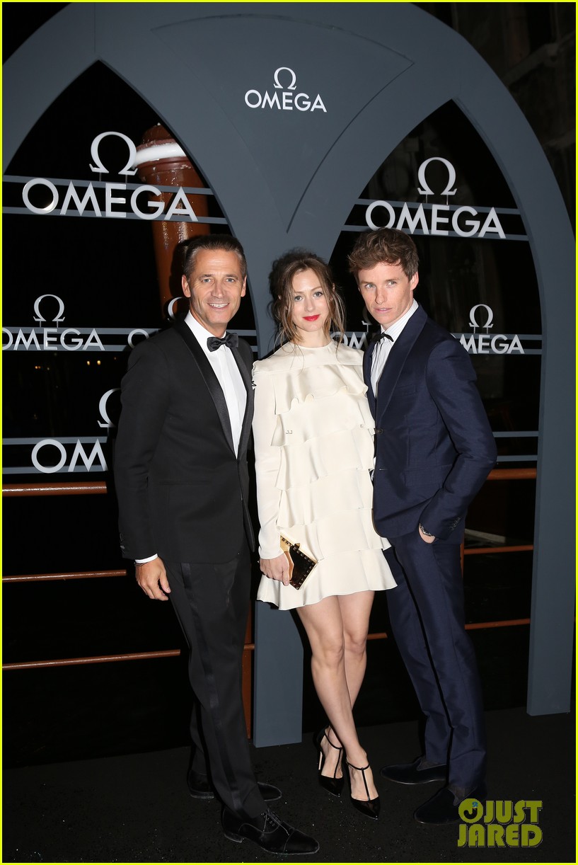 eddie redmayne wife hannah attend an omega watch party in venice 01