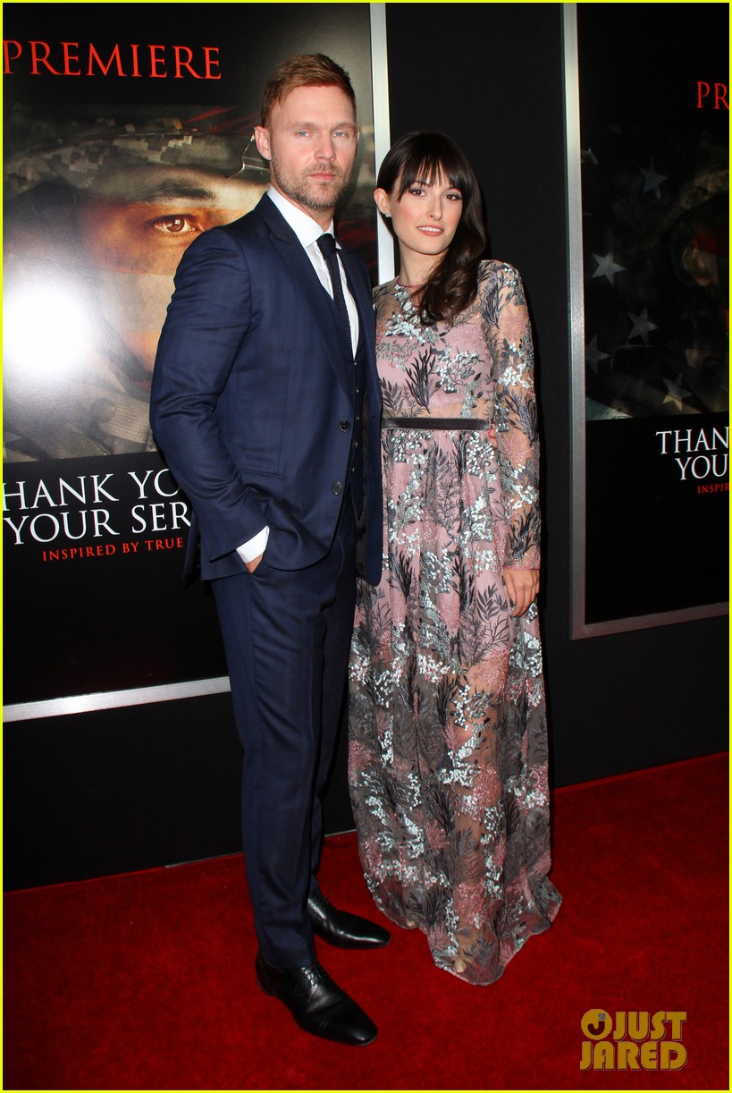 miles teller keleigh sperry couple up at thank you for your service premiere 19