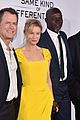 renee zellweger is pretty in yellow at same kind of different as me premiere 14