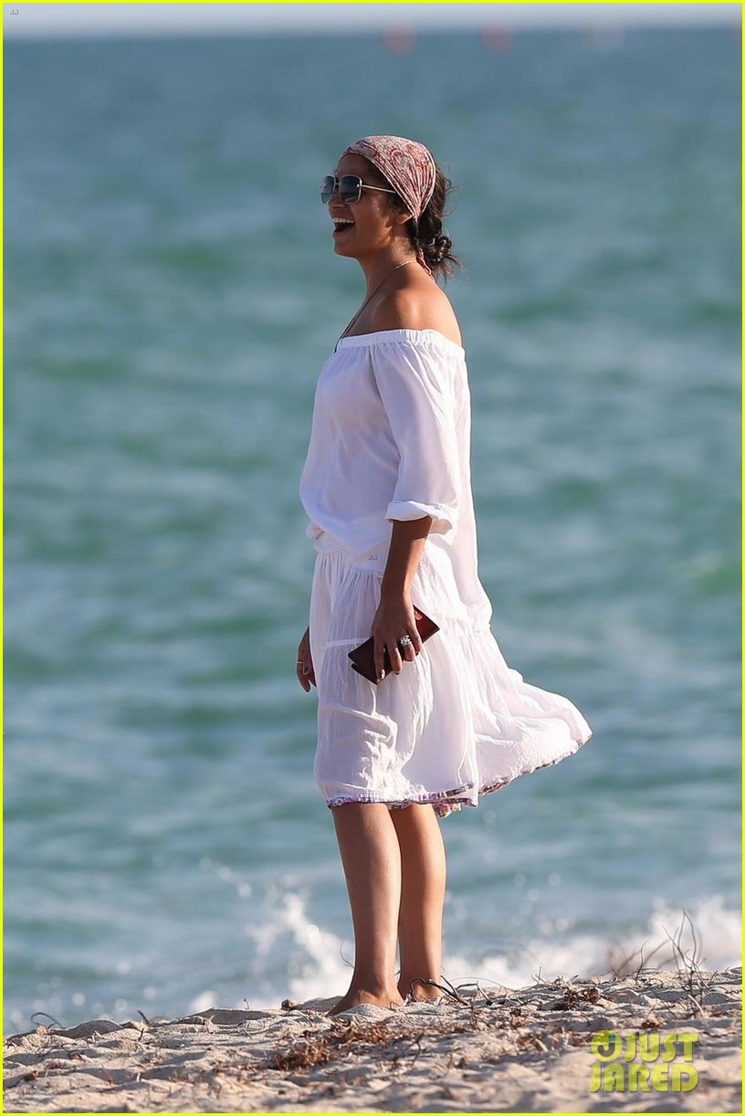Matthew McConaughey & Camila Alves Soak Up the Warm Miami Weather