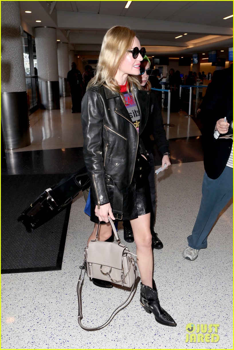 kate bosworth always has incredibly chic airport style 083982591