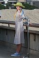 miley cyrus looks beautiful in blue during venice beach shoot 04