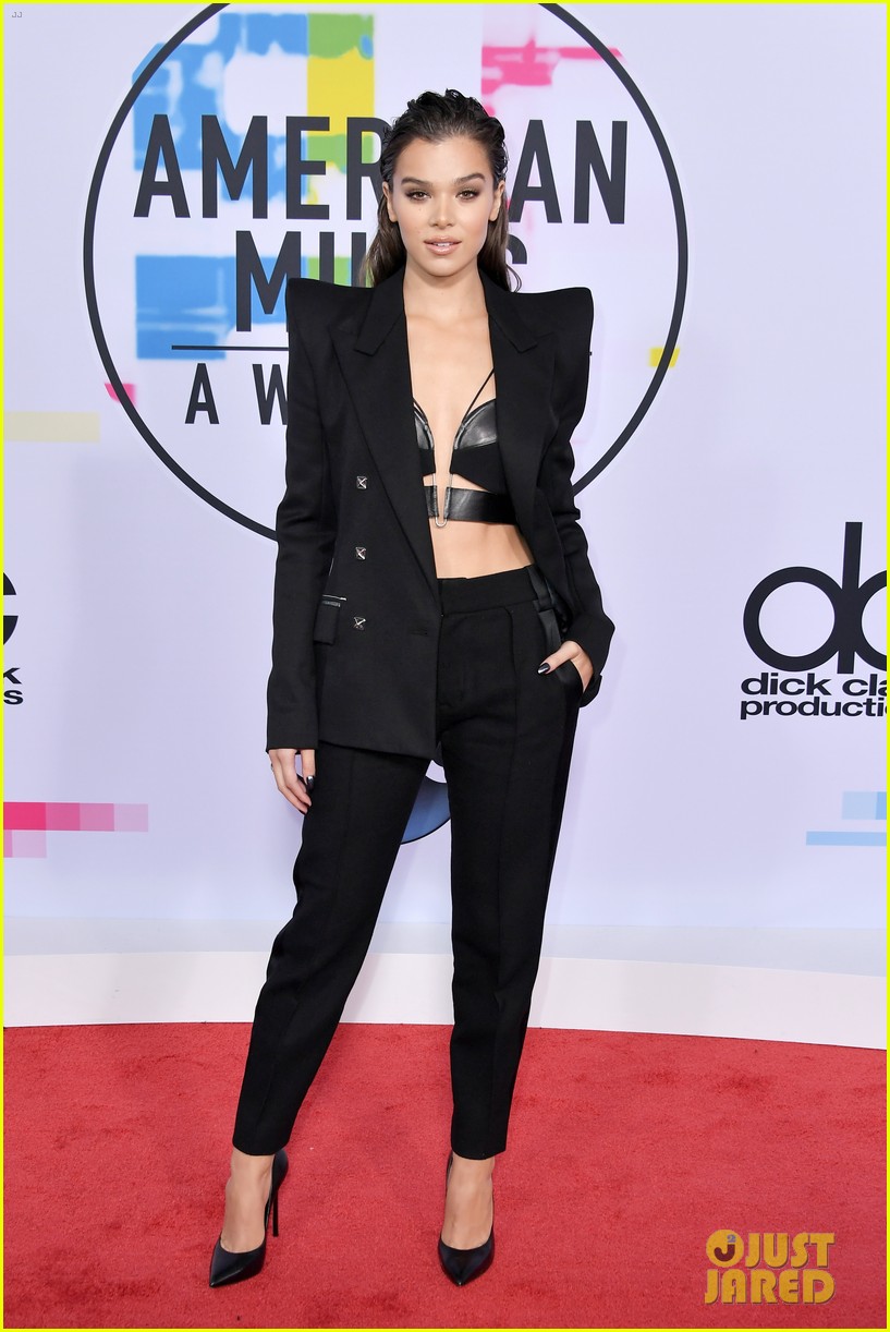 hailee steinfeld alesso 2017 american music awards 013989902