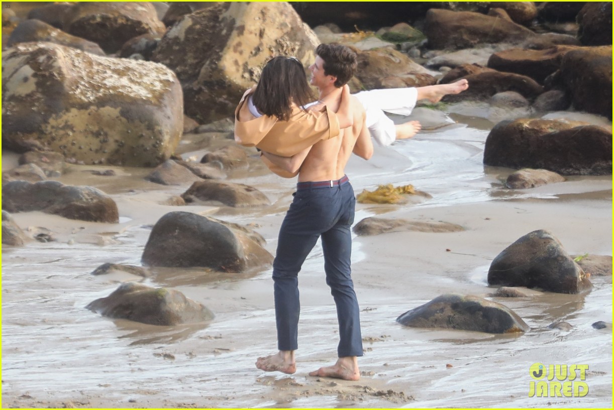 kendall jenner joins hot shirtless guy for beach photo shoot 433983947