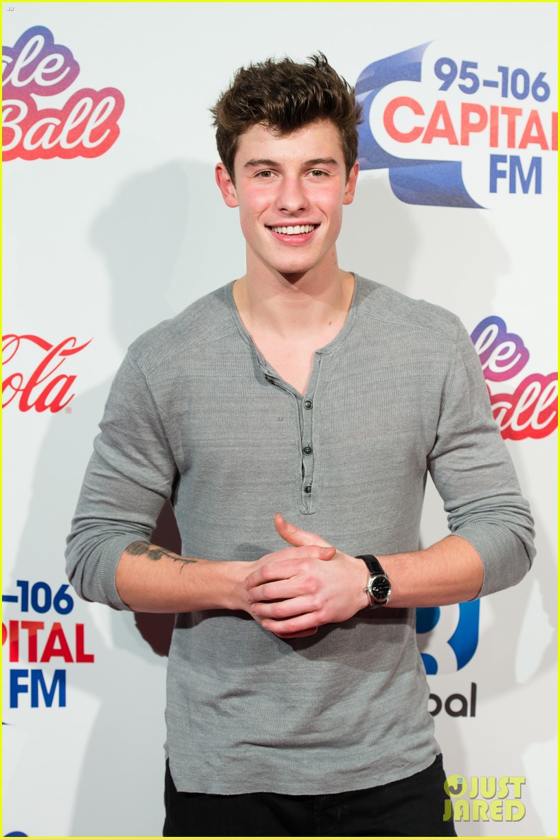 Shawn Mendes Reveals the Age He Lost His Virginity: Photo 3992067 ...