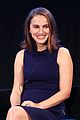 natalie portman expresses love for broad city at vulture festival such a great show 08