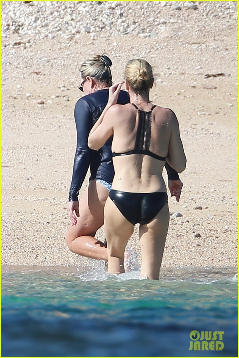 charlize theron hits the beach in cabo on thanksgiving day 023992043