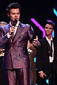 rebel wilson pitch perfect 3 co stars help honor harry styles at aria awards 02
