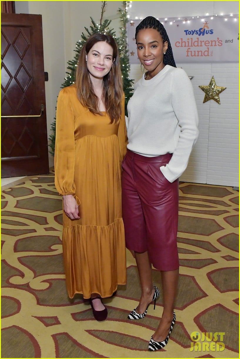 jessica alba kelly rowland michelle monaghan more celebrate at baby2baby holiday 074002532