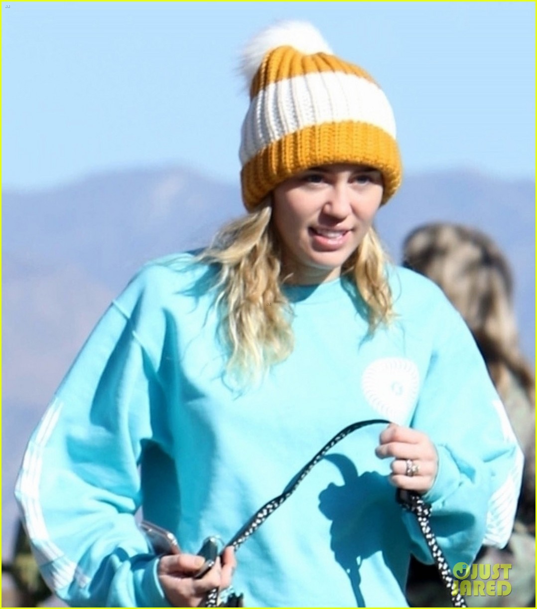 miley cyrus and pup mary jane step out for a hike in la 024002840