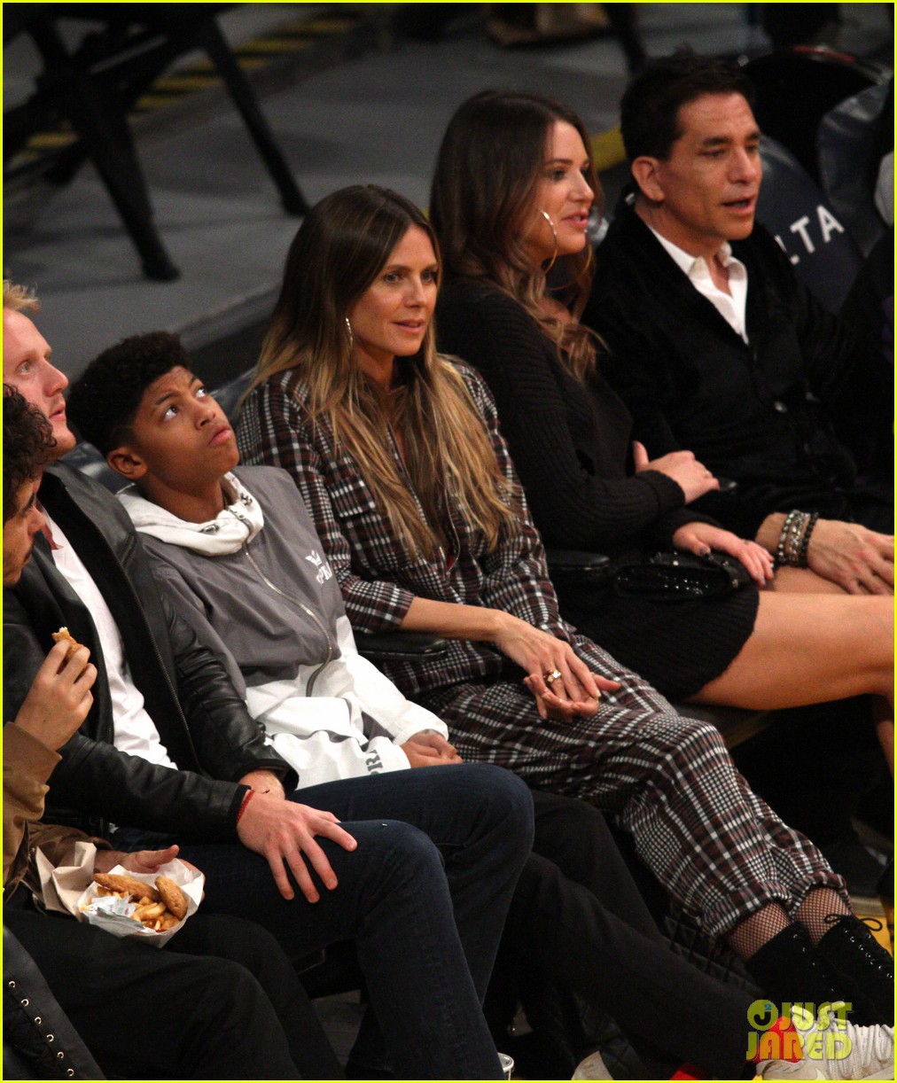 heidi klum son henry sit courtside at the lakers game 024004888
