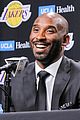 adam levine kevin hart more support kobe bryant at jersey retirement ceremony 13