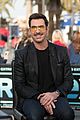 dylan mcdermott is narcissistic pilot in new fox comedy la to vegas 01