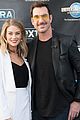 dylan mcdermott is narcissistic pilot in new fox comedy la to vegas 04