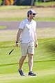 matthew morrison spends christmas on the golf course in hawaii 03