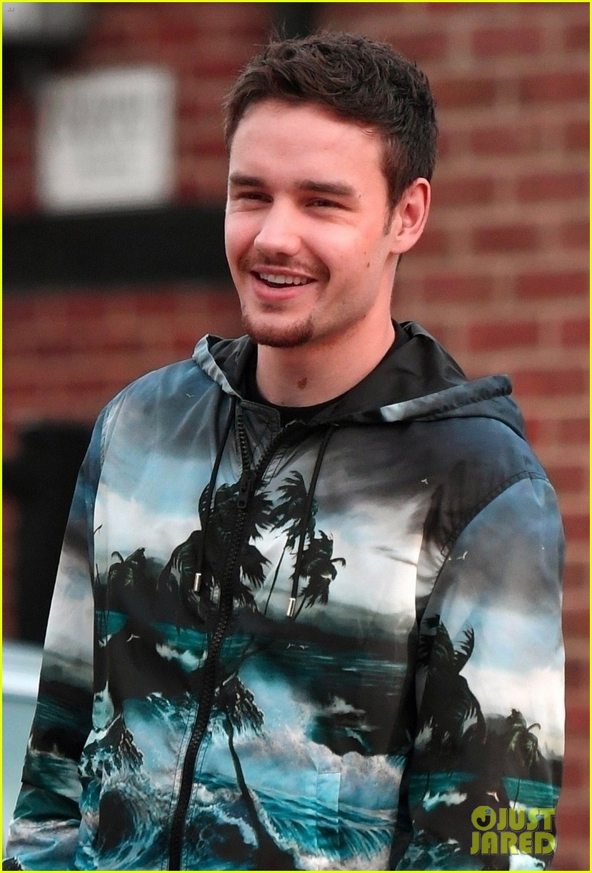 liam payne shows off his tropical style while out in london 04
