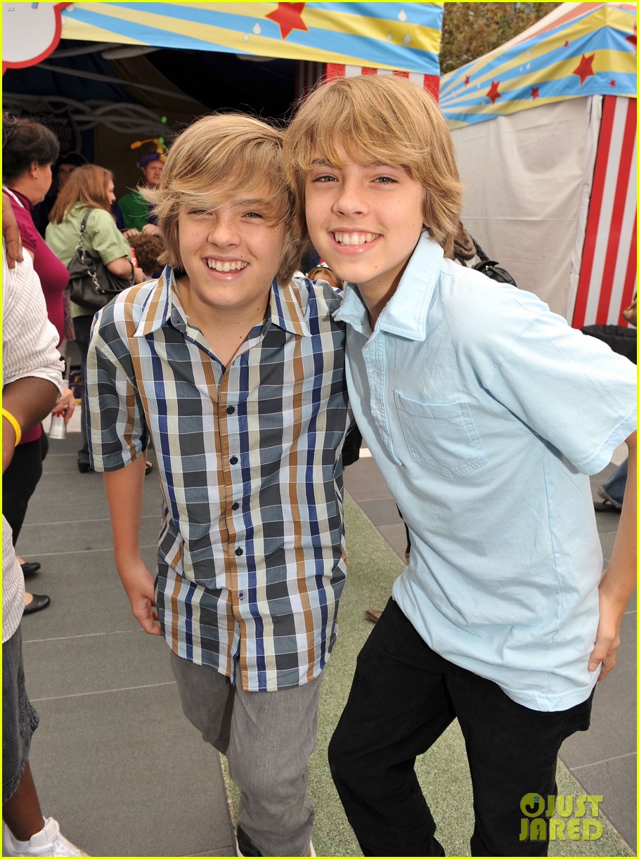 dylan sprouse cole sprouse photos 014005432