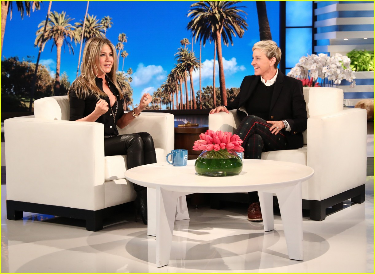 Michelle Obama & Jennifer Aniston Join Ellen for 60th Birthday